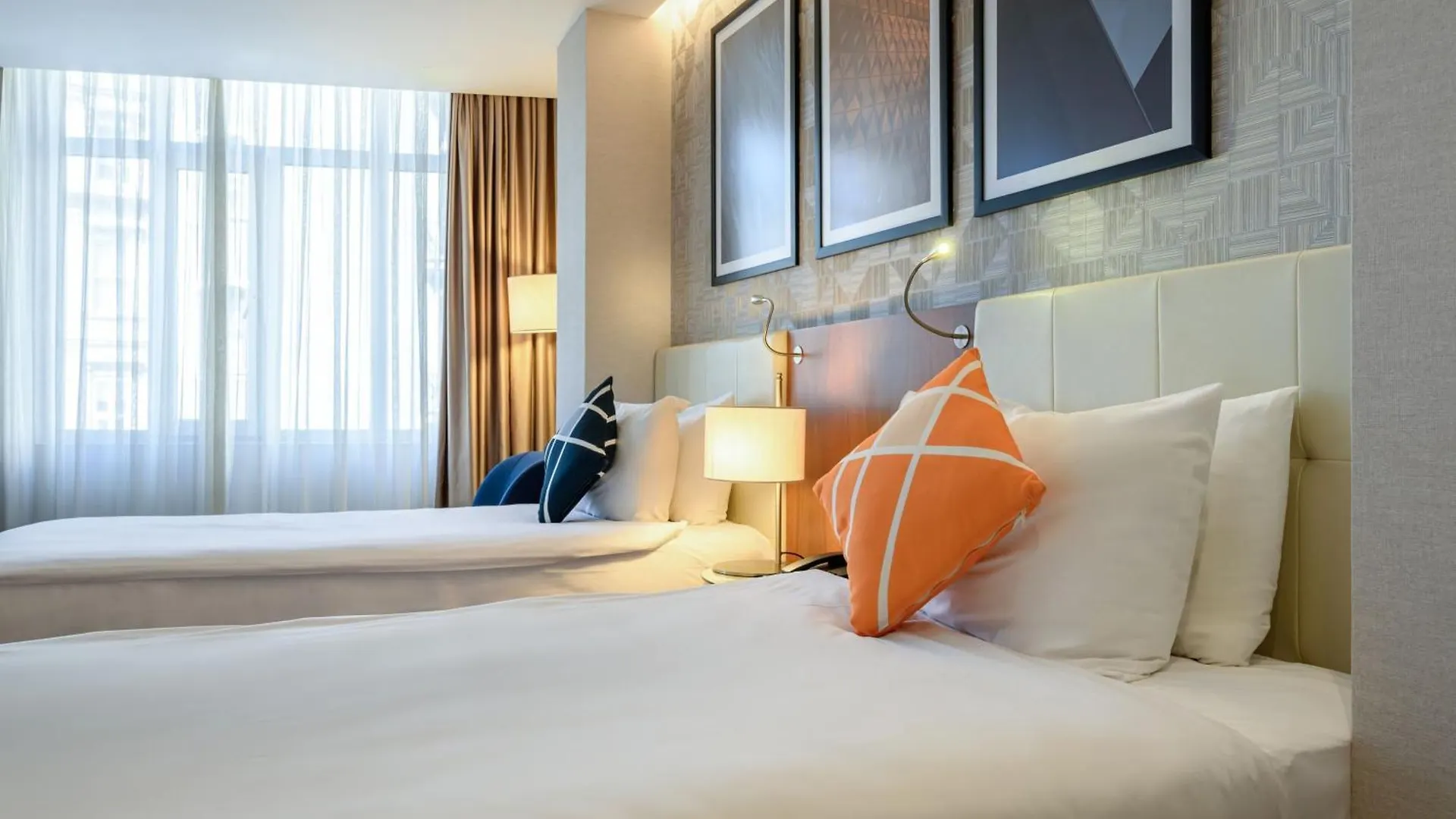 Four Points Flex By Sheraton Istanbul Taksim Square 4*,  Turkey